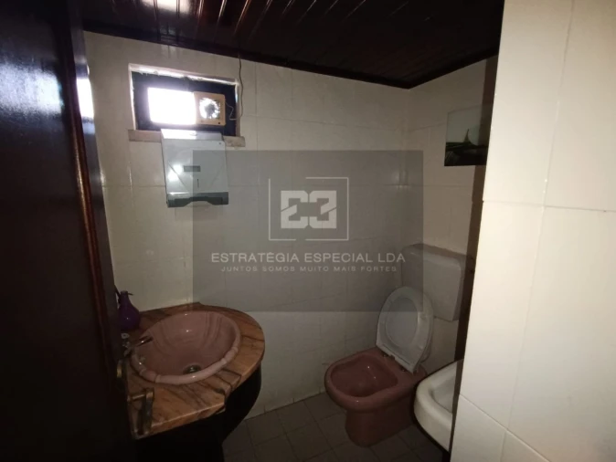 Loja para Trespasse em Carcavelos e Parede Foto 14