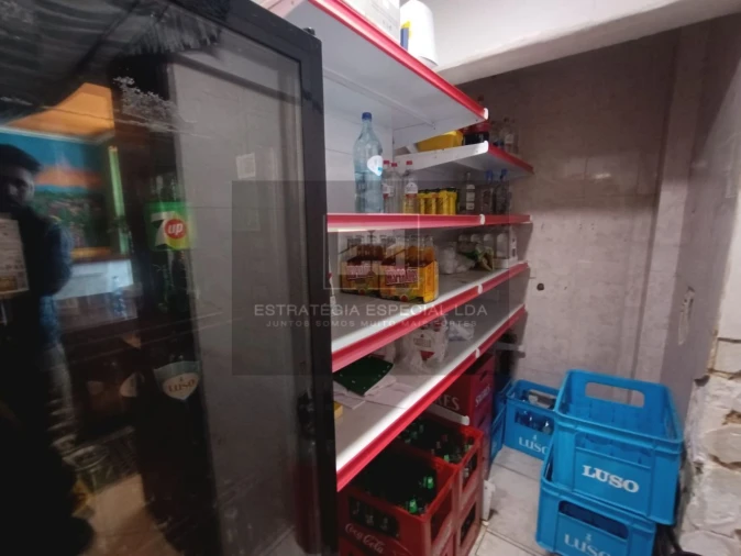 Loja para Trespasse em Costa da Caparica Foto 9