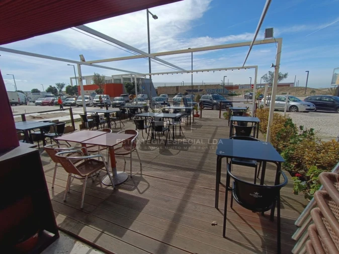 Loja para Trespasse em Costa da Caparica Foto 3