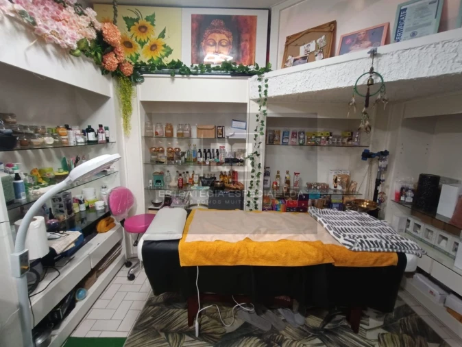 Loja para Trespasse em Algés, Linda-A-Velha e Cruz Quebrada-Dafundo Foto 3