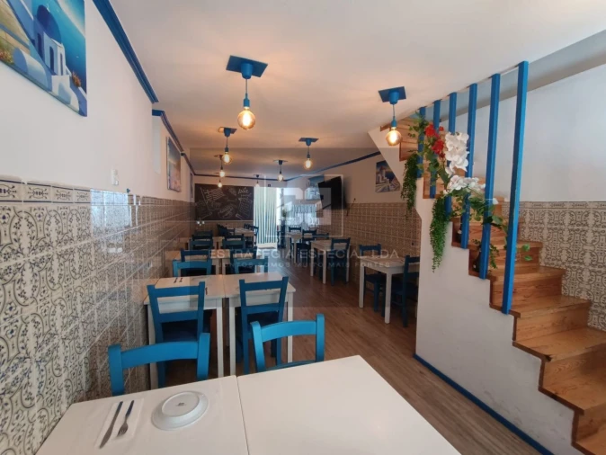 Loja para Trespasse em Estrela