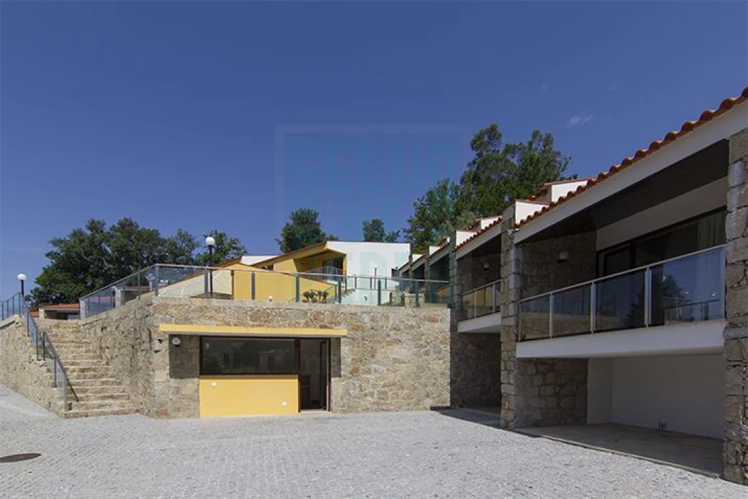 Loja para Venda em Arcos de Valdevez (São Paio) e Giela Foto 8