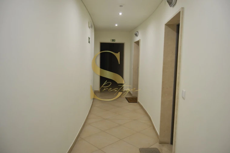 Apartamento T1 para Venda em Fatima Foto 2