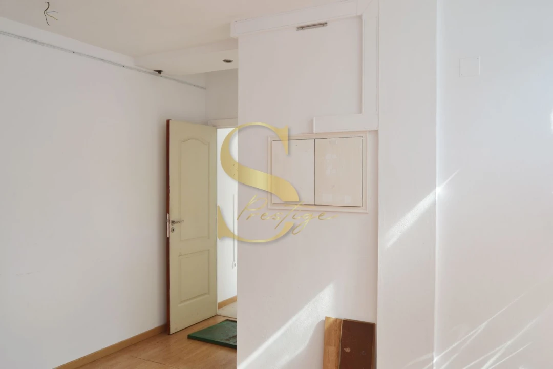 Loja para Arrendamento em Marinha Grande Foto 7