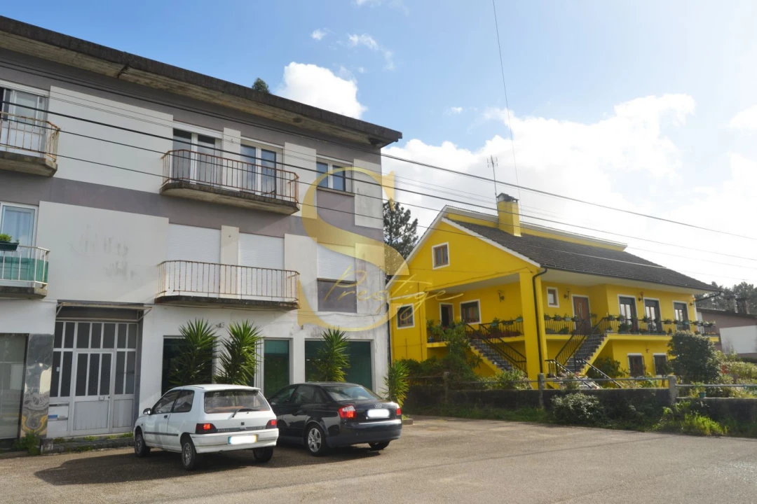 Apartamento T3 para Venda em Meirinhas Foto 12