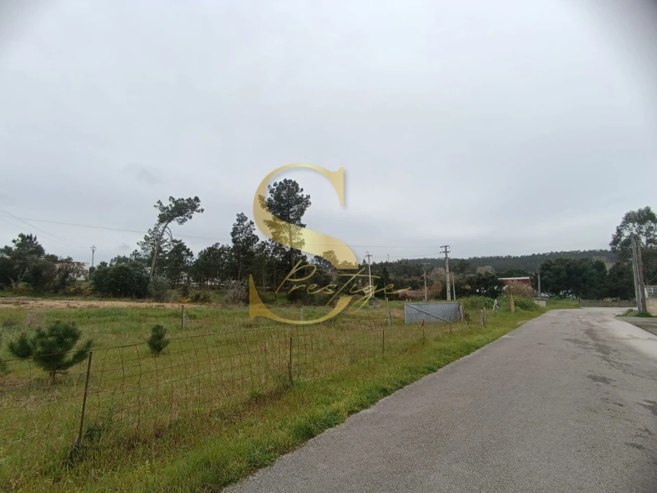 Terreno para Venda em Amor Foto 12