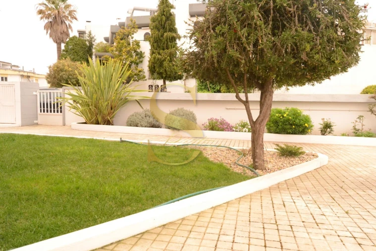 Moradia T4 para Venda em Leiria, Pousos, Barreira e Cortes Foto 3