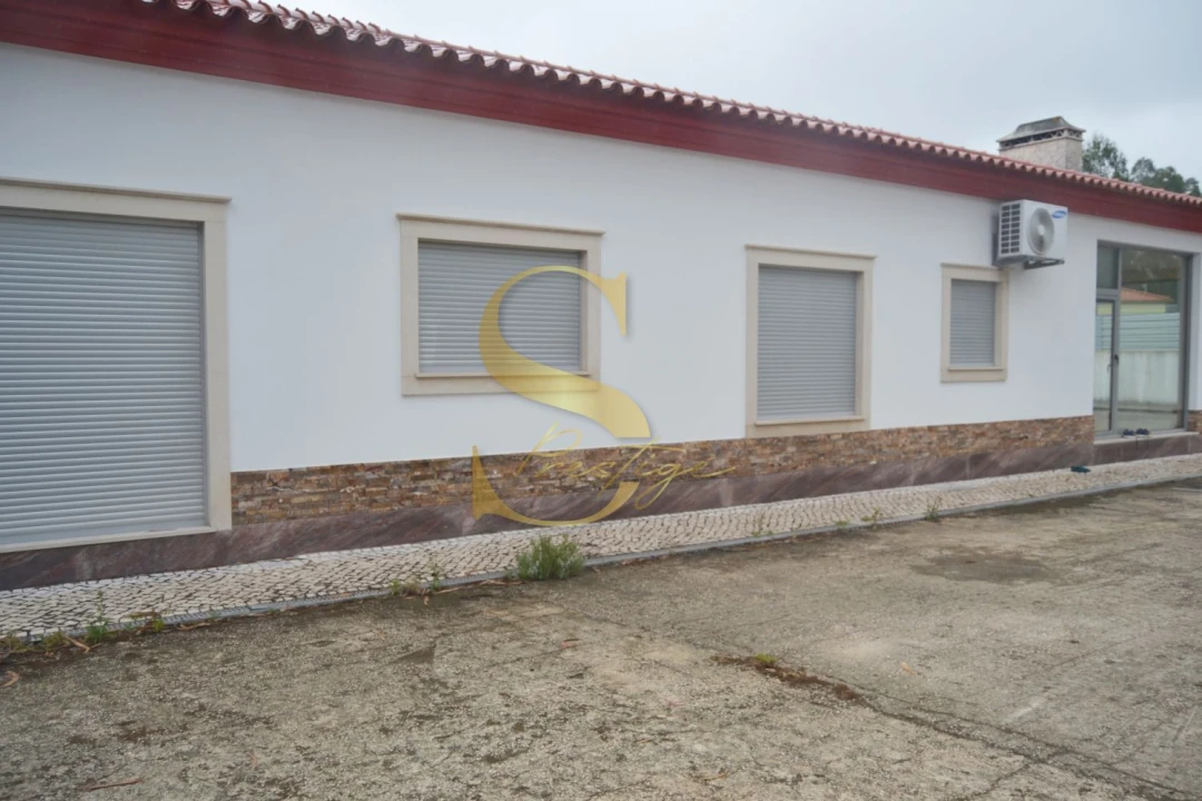 Moradia T3 para Venda em Santa Eufémia e Boa Vista Foto 3