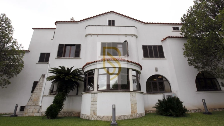 Moradia T9 para Venda em Sé Nova, Santa Cruz, Almedina e São Bartolomeu