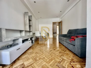 Apartamento T4 para Venda em Sé Nova, Santa Cruz, Almedina e São Bartolomeu