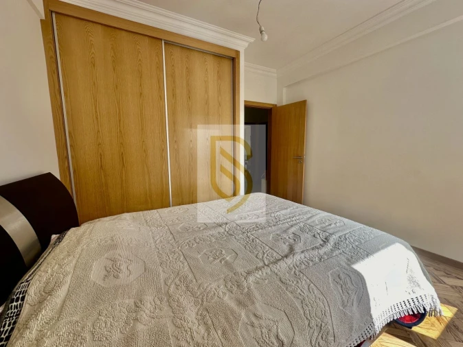 Apartamento T4 para Venda em Sé Nova, Santa Cruz, Almedina e São Bartolomeu Foto 3