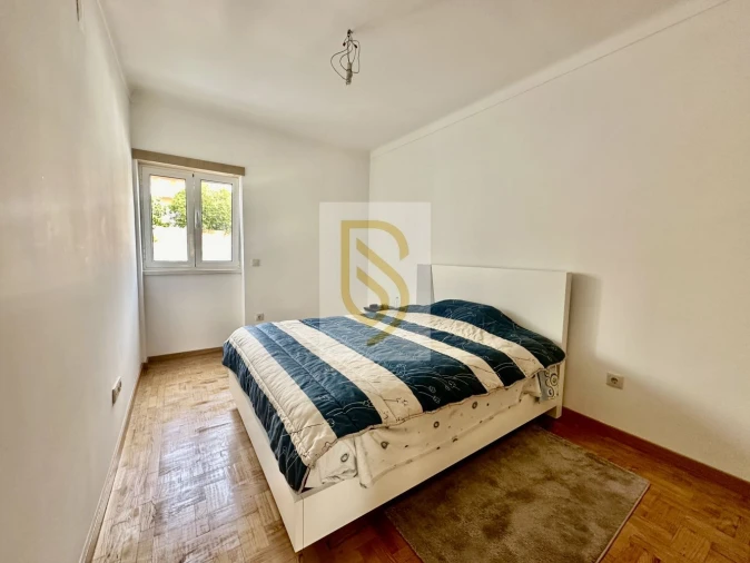Apartamento T4 para Venda em Sé Nova, Santa Cruz, Almedina e São Bartolomeu Foto 9