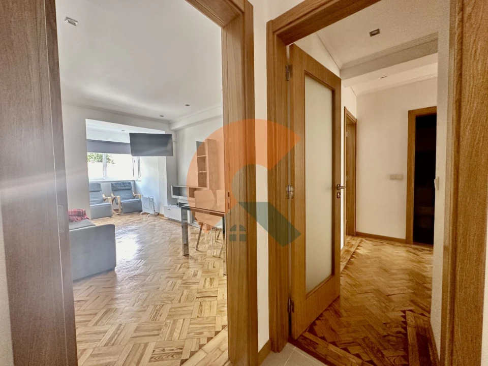 Apartamento T4 para Venda em Sé Nova, Santa Cruz, Almedina e São Bartolomeu Foto 6