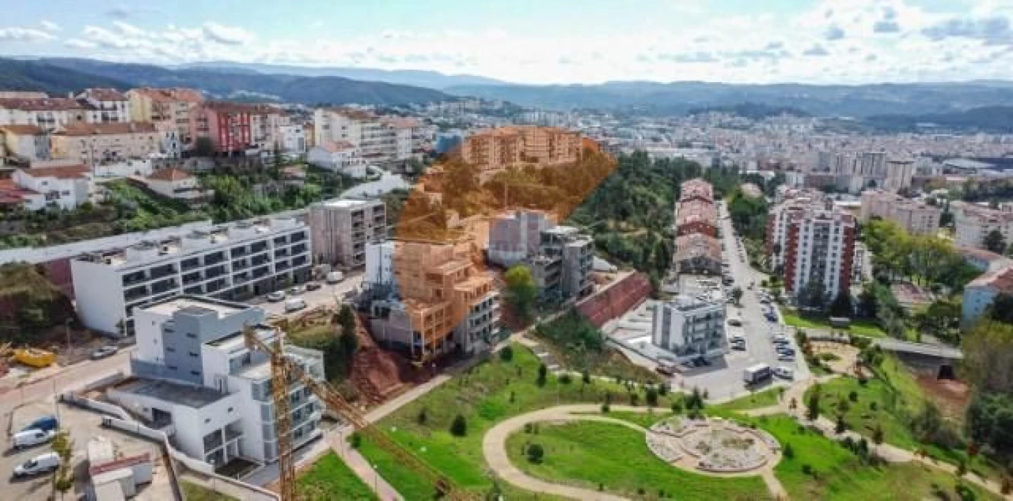 Apartamento T2 para Venda em Santo Antonio dos Olivais Foto 10