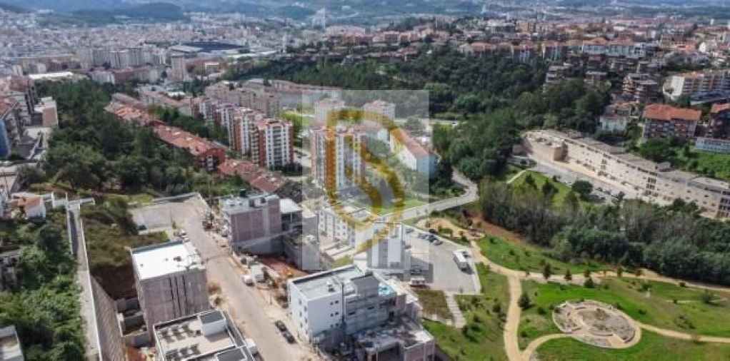 Apartamento T2 para Venda em Santo Antonio dos Olivais Foto 10
