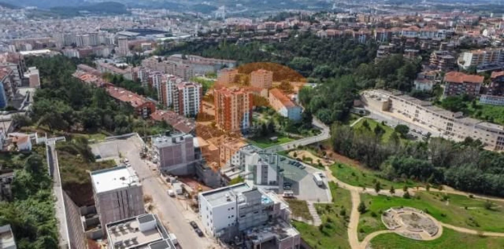 Apartamento T2 para Venda em Santo Antonio dos Olivais Foto 10