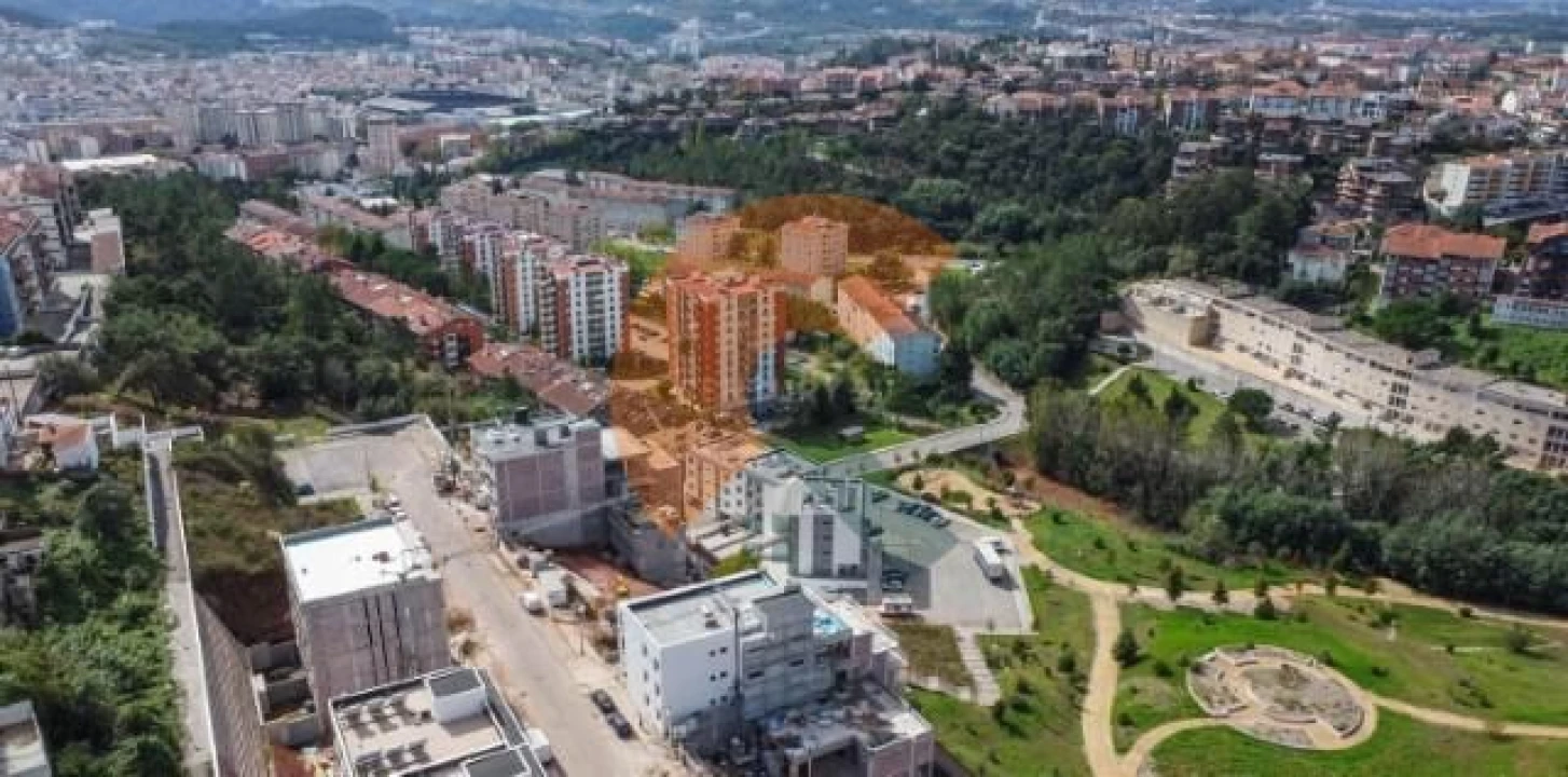Apartamento T2 para Venda em Santo Antonio dos Olivais Foto 10