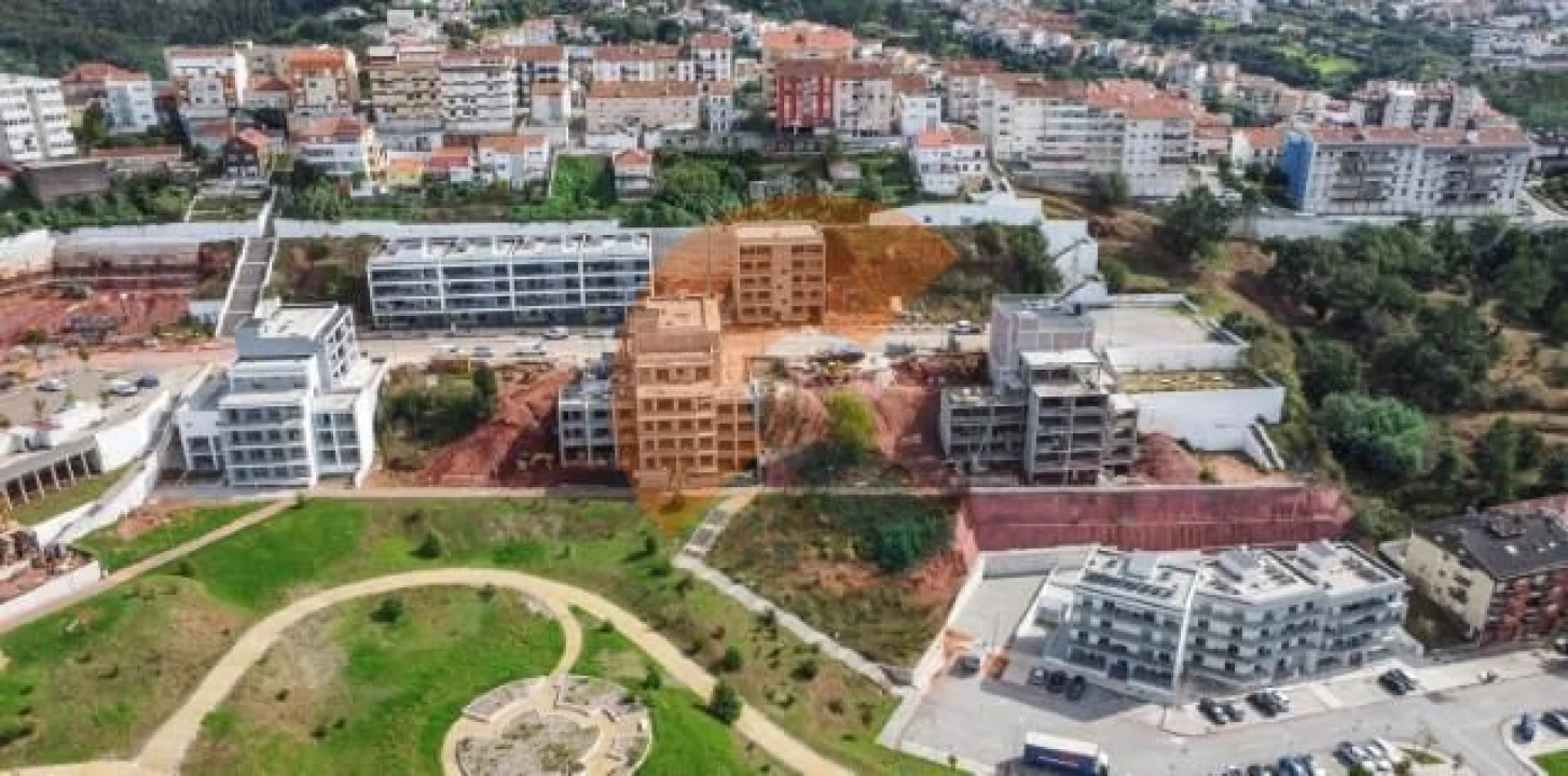 Apartamento T2 para Venda em Santo Antonio dos Olivais Foto 11