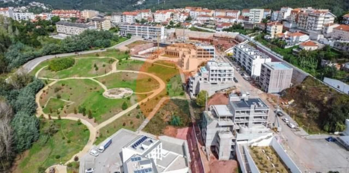 Apartamento T2 para Venda em Santo Antonio dos Olivais Foto 14