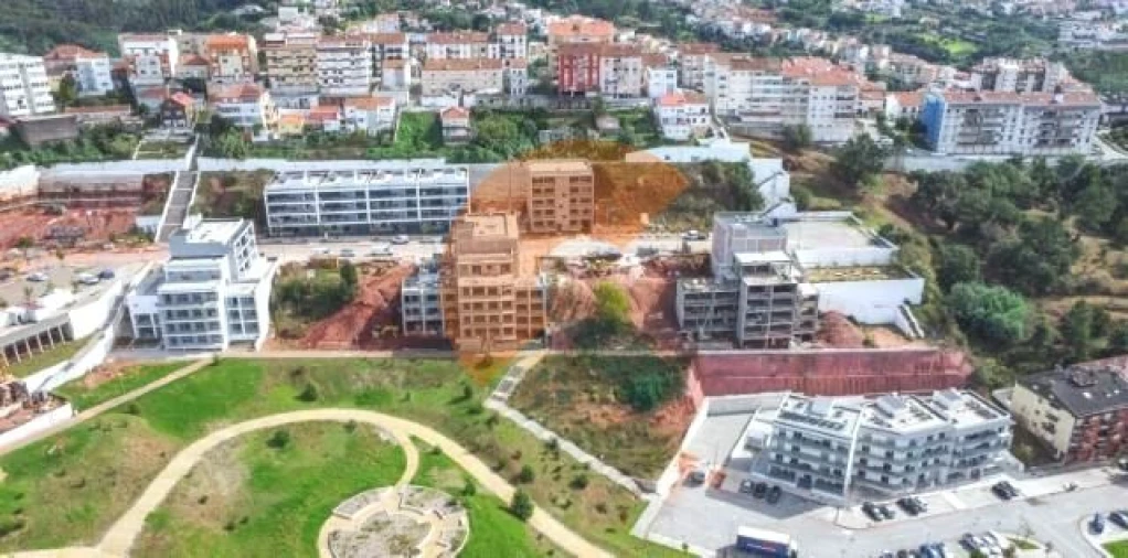 Apartamento T2 para Venda em Santo Antonio dos Olivais Foto 15