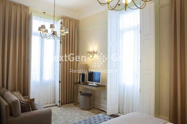 Moradia T6 para Venda em Arcozelo Foto 12