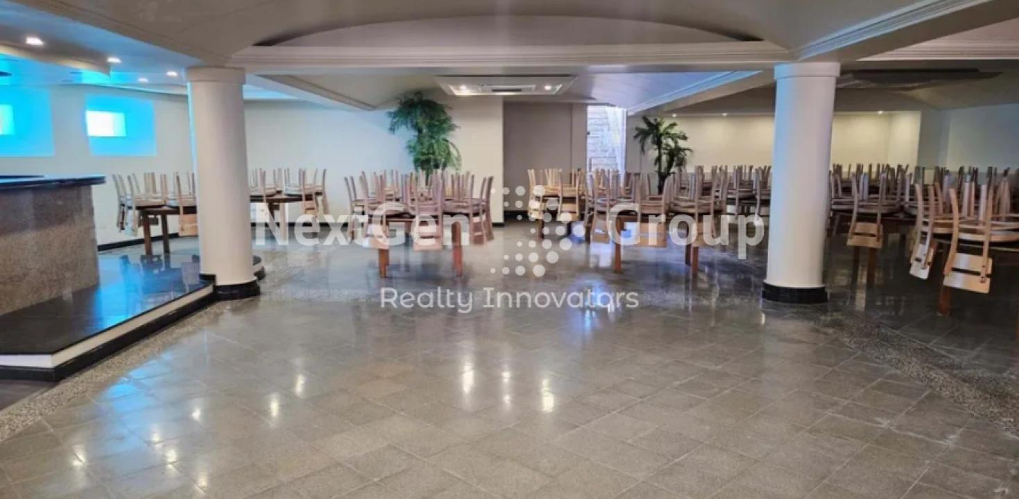 Moradia T6 para Venda em Arcozelo Foto 5