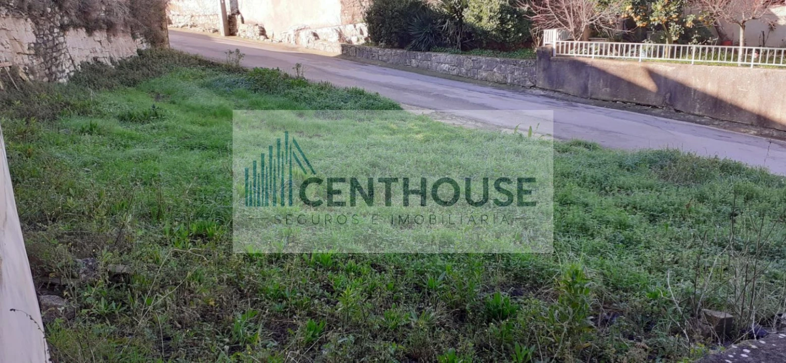 Terreno para Venda em Ourentã Foto 1