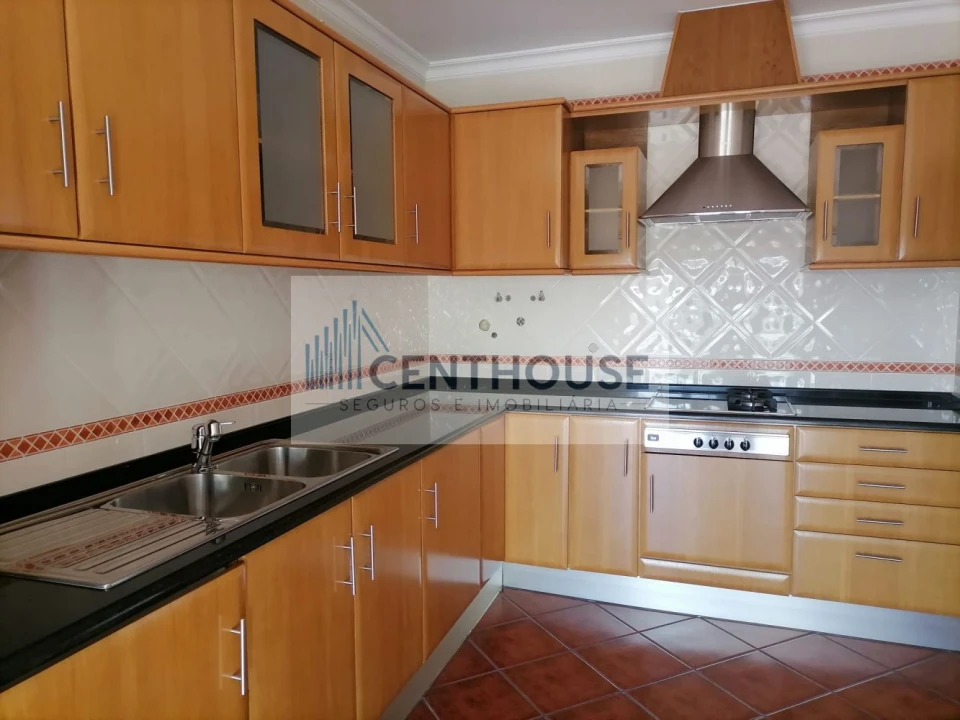 Apartamento T3 para Venda em Tocha Foto 3