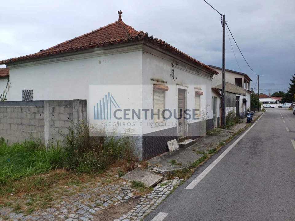 Moradia T5 para Venda em Febres Foto 2