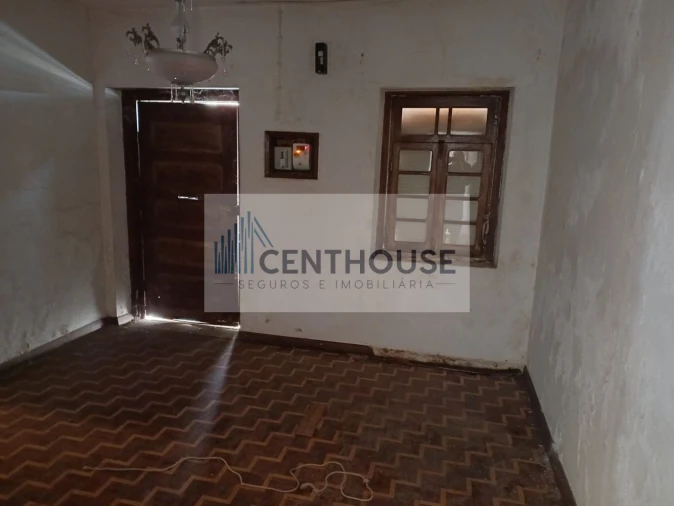 Moradia T5 para Venda em Febres Foto 9