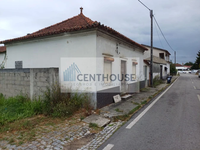 Moradia T5 para Venda em Febres Foto 2