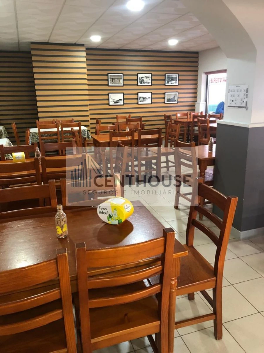 Loja para Trespasse em Tocha Foto 6