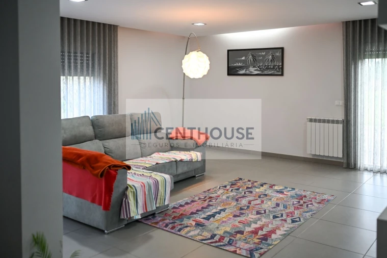 Moradia T4 para Venda em Tocha Foto 25