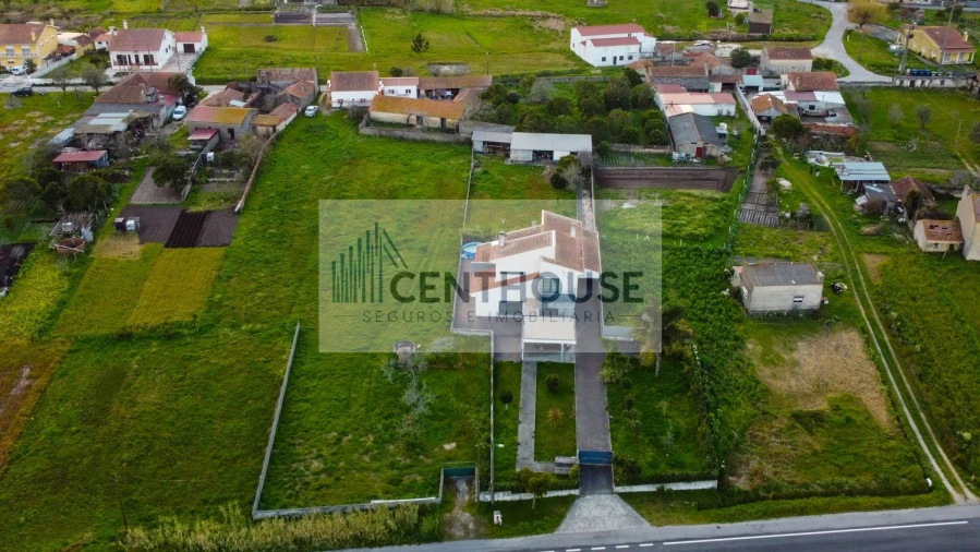 Moradia T4 para Venda em Tocha Foto 10