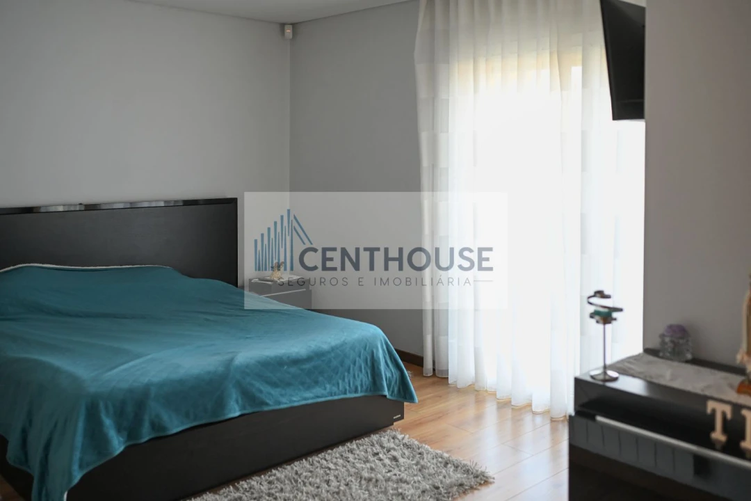 Moradia T4 para Venda em Tocha Foto 8