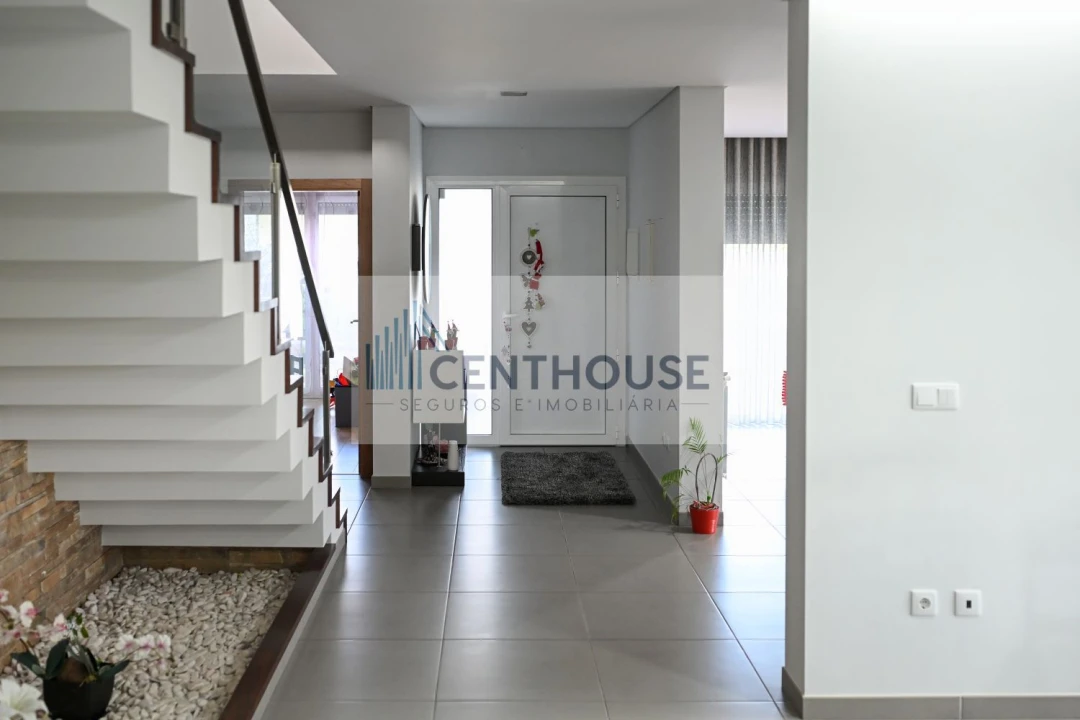 Moradia T4 para Venda em Tocha Foto 4