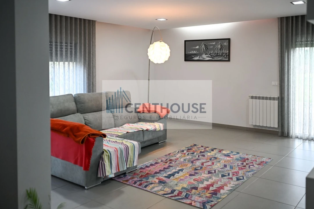 Moradia T4 para Venda em Tocha Foto 25