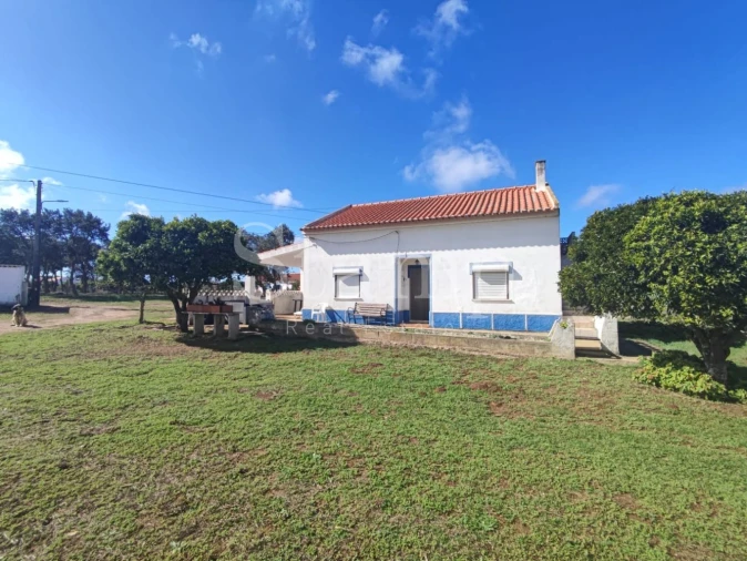 Quinta T2 para Venda em Santiago do Cacém, Santa Cruz e São Bartolomeu da Serra Foto 1