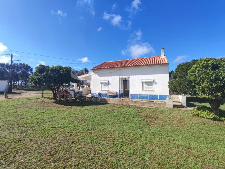 Quinta T2 para Venda em Santiago do Cacém, Santa Cruz e São Bartolomeu da Serra Foto 1