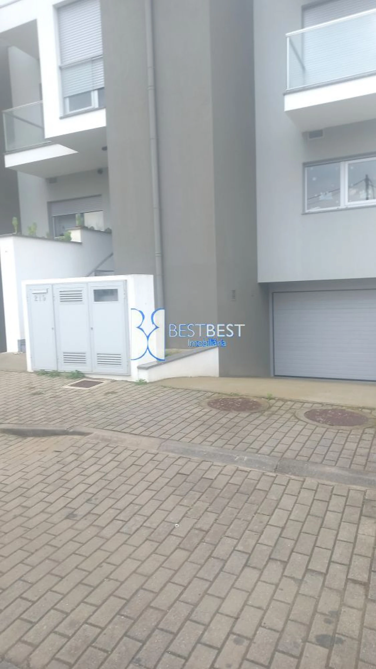 Moradia T3 para Venda em Requião Foto 1