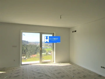 Moradia T3 para Venda em Requião