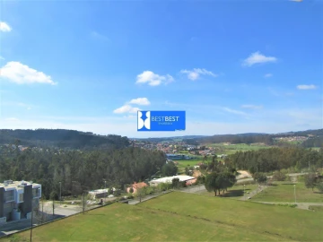 Moradia T3 para Venda em Requião