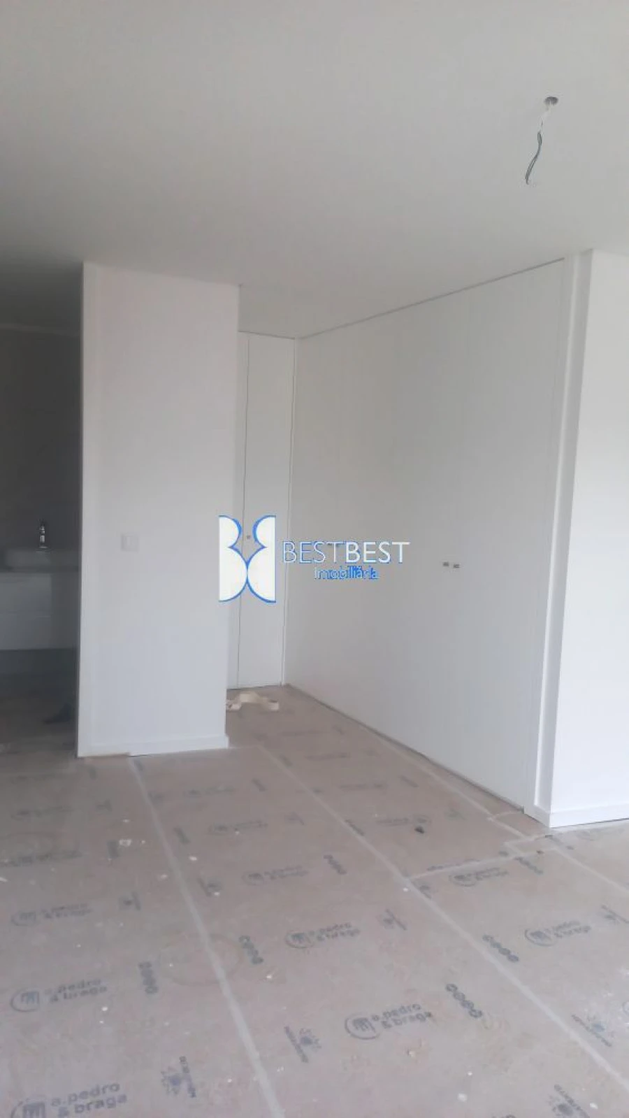 Moradia T3 para Venda em Requião Foto 22