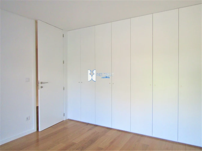 Moradia T3 para Venda em Requião Foto 14