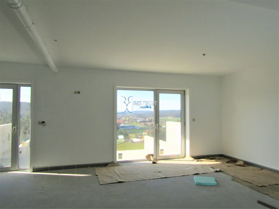 Moradia T3 para Venda em Requião Foto 30