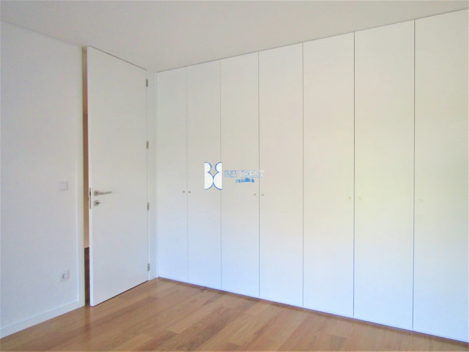 Moradia T3 para Venda em Requião Foto 14