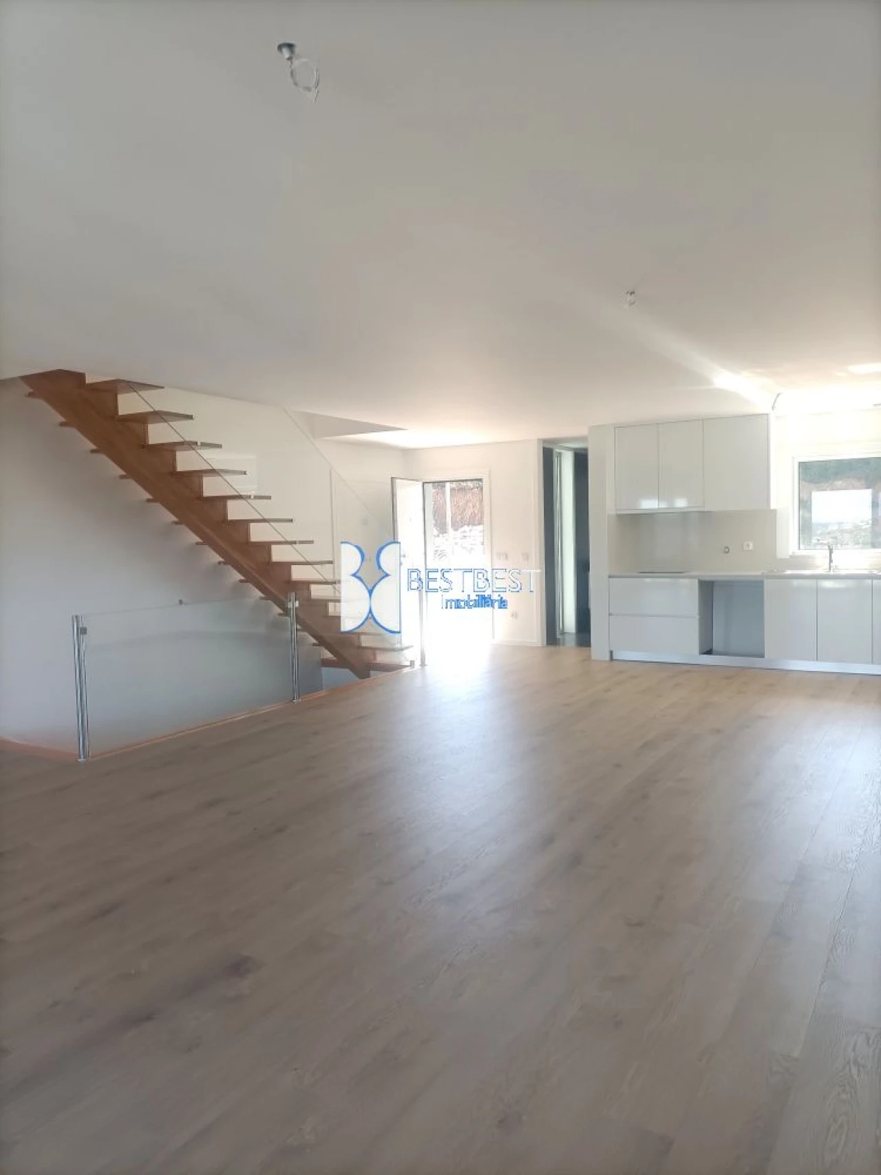 Moradia T3 para Venda em Gondifelos, Cavalões e Outiz Foto 4