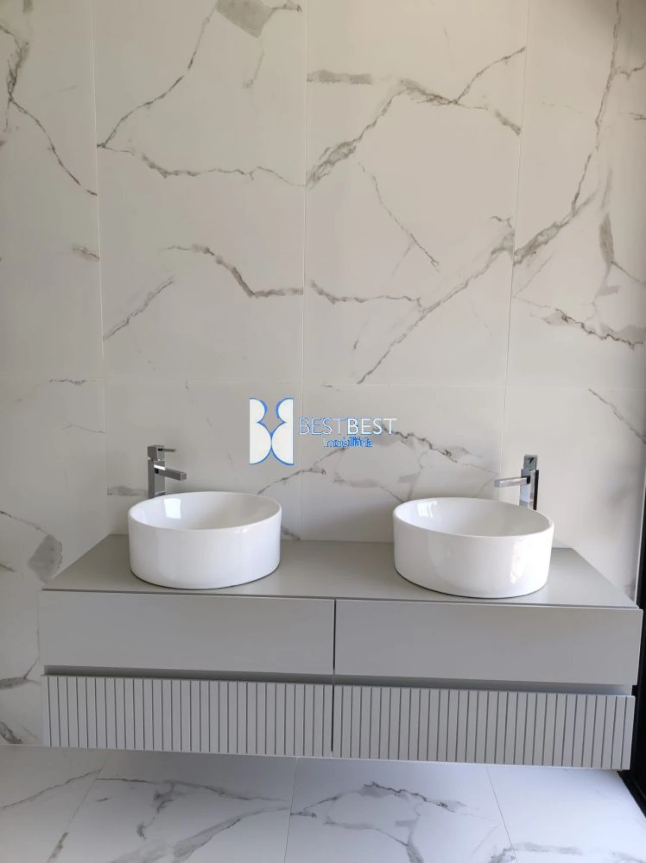 Moradia T4 para Venda em Ribeirão Foto 35