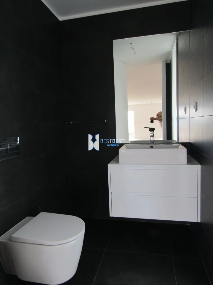 Moradia T3 para Venda em Gondifelos, Cavalões e Outiz Foto 8