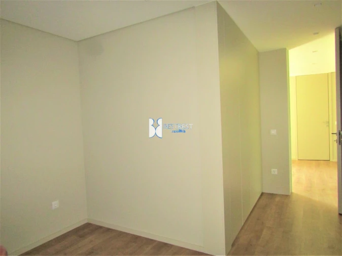 Moradia T4 para Venda em Ribeirão Foto 12